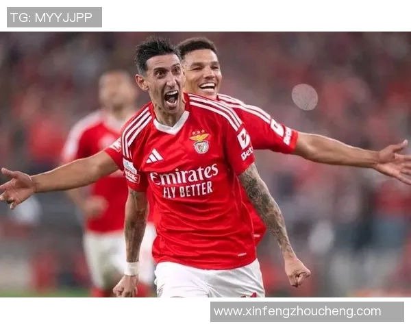 尤文图斯狂胜切尔西五球大捷帽子戏法引发争议判罚热议