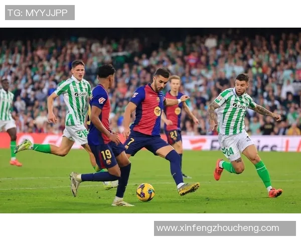 德甲精彩对决巴萨3-0战胜拜仁帽子戏法点燃全场激情