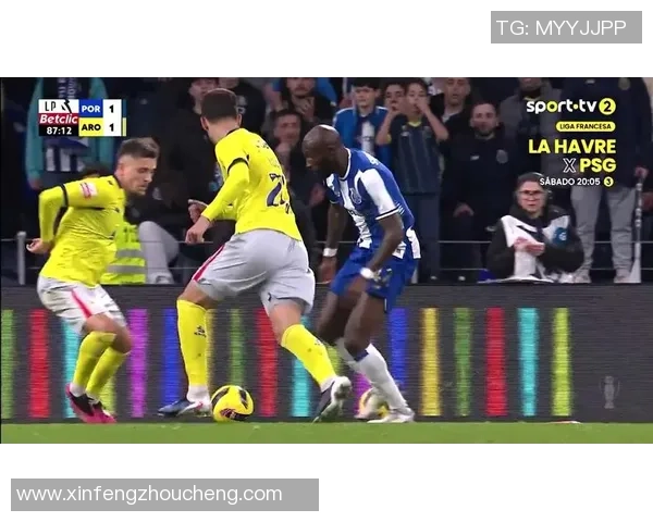 西甲激战波尔图大胜切尔西绝杀瞬间引发争议判罚全场沸腾 西甲激战波尔图大胜切尔西绝杀瞬间引发争议判罚全场沸腾